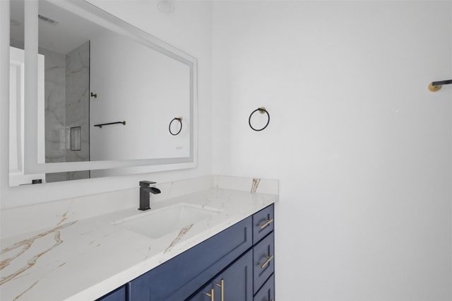4606 Mallow Street B, Houston, TX 77051
