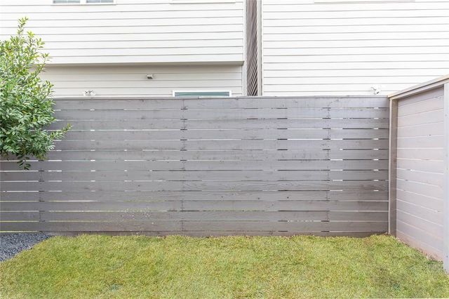 5868 E Post Oak Lane, Houston, TX 77055