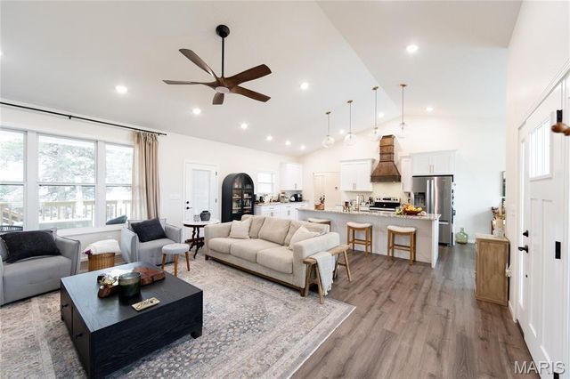 233 Sunny Drive, Rolla, MO 65401