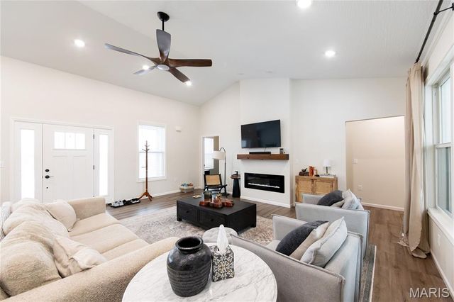 233 Sunny Drive, Rolla, MO 65401