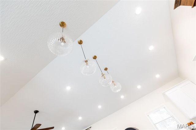 233 Sunny Drive, Rolla, MO 65401