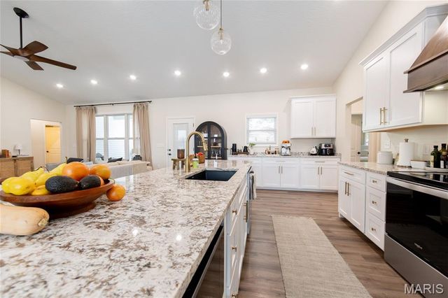 233 Sunny Drive, Rolla, MO 65401