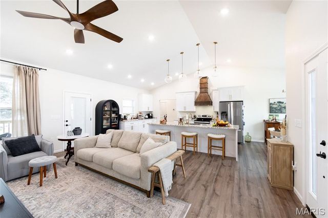 233 Sunny Drive, Rolla, MO 65401