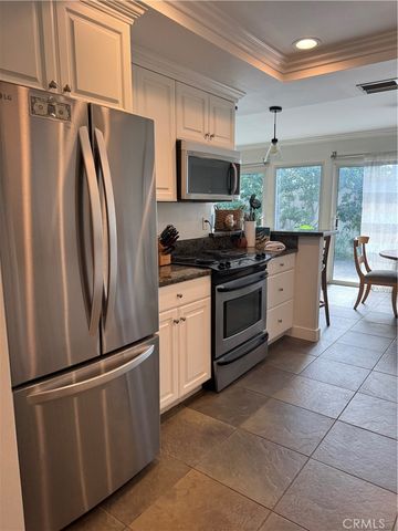 2522 University, Newport Beach, CA 92660