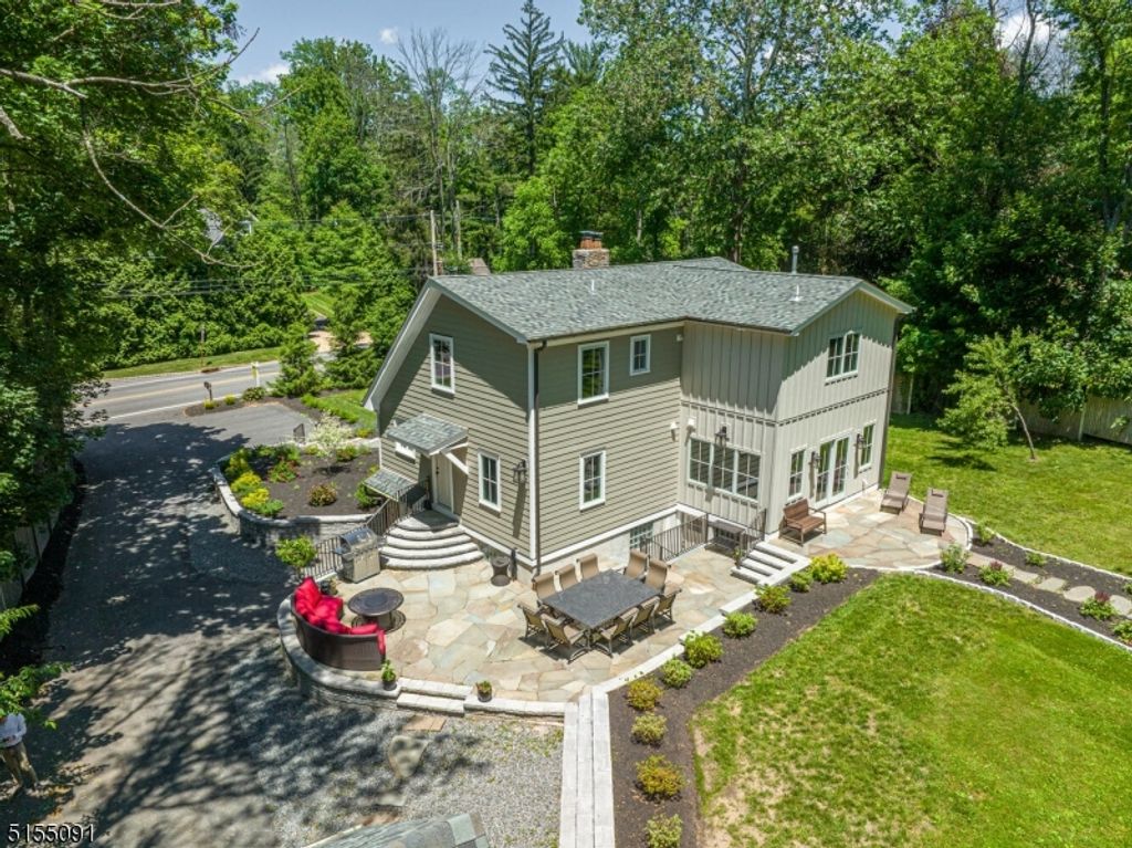 302 Mendham Rd, Mendham Twp., NJ 07945 — photo 2