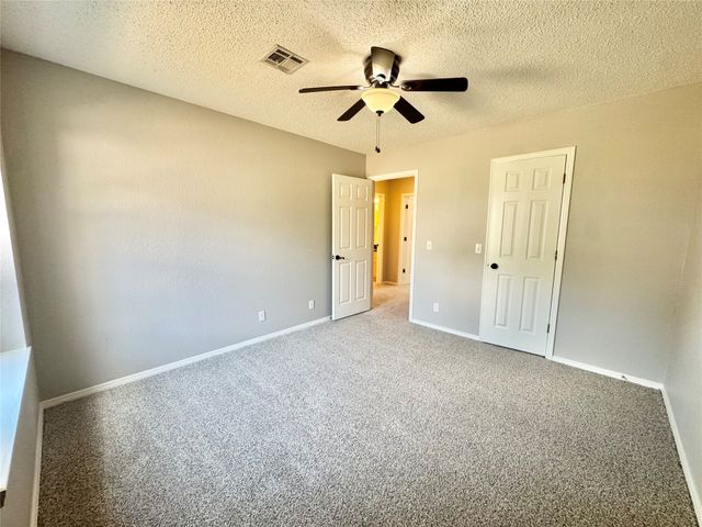 9216 E 97th Place, Tulsa, OK 74133