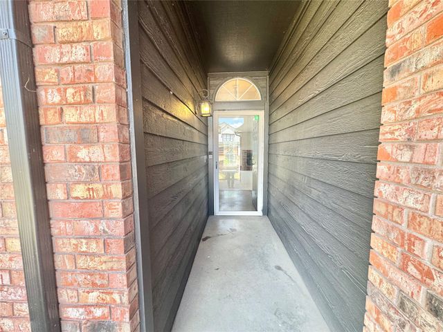 9216 E 97th Place, Tulsa, OK 74133