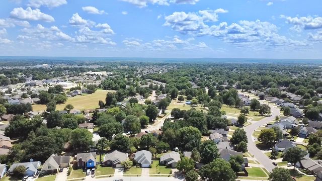 9216 E 97th Place, Tulsa, OK 74133