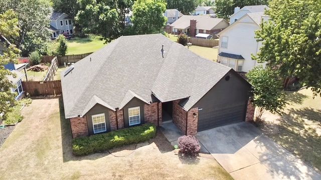 9216 E 97th Place, Tulsa, OK 74133