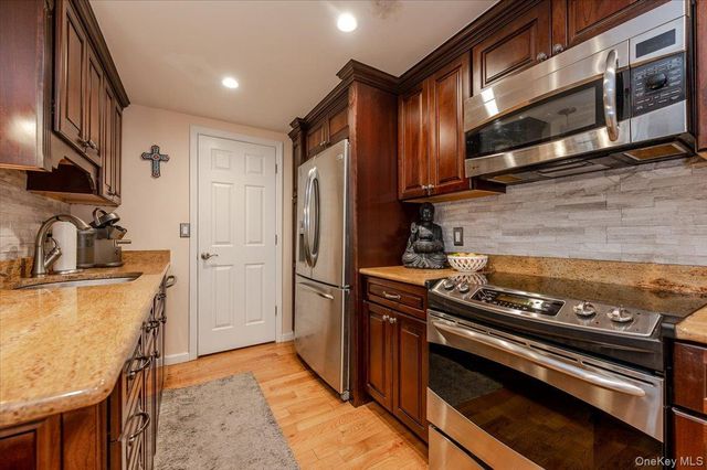 185 W Park Avenue 201, Long Beach, NY 11561