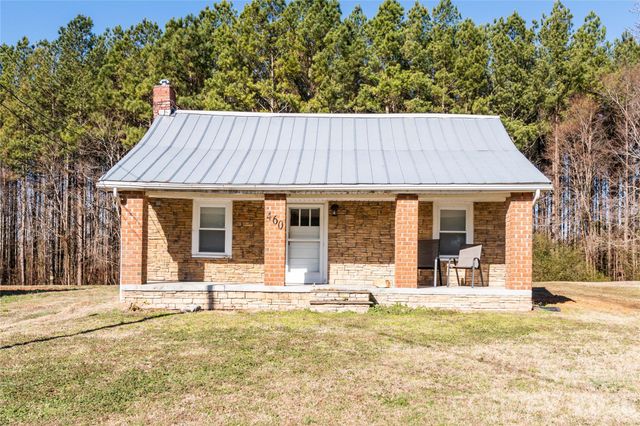 470 S Moose Road, Mount Pleasant, NC 28124