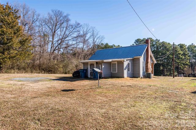 470 & 460 S Moose Road, Mount Pleasant, NC 28124