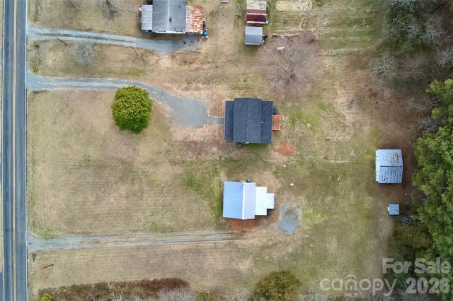 470 & 460 S Moose Road, Mount Pleasant, NC 28124