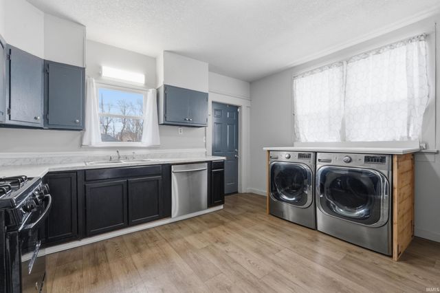 1302 Saint Marys Avenue, Fort Wayne, IN 46808