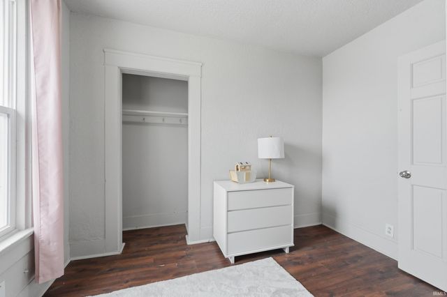 1302 Saint Marys Avenue, Fort Wayne, IN 46808