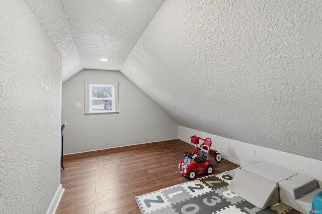 1302 Saint Marys Avenue, Fort Wayne, IN 46808