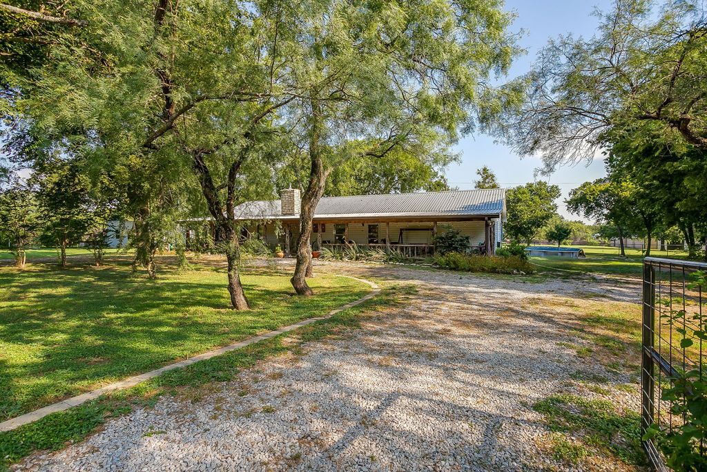 7603 Blanchard Way, Fort Worth, TX 76126