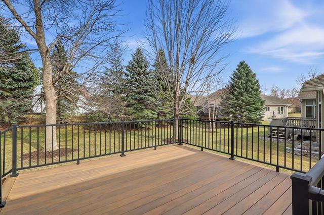 18070 39th Place N, Plymouth, MN 55446