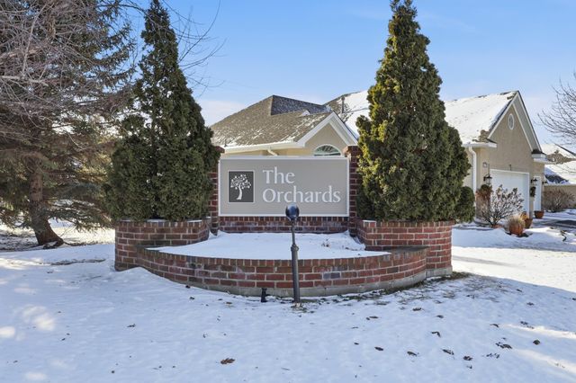 18070 39th Place N, Plymouth, MN 55446