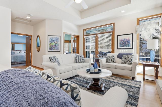 18070 39th Place N, Plymouth, MN 55446