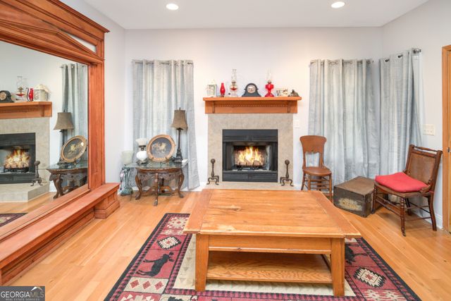 5191 Sr 18 Highway, West Point, GA 31833