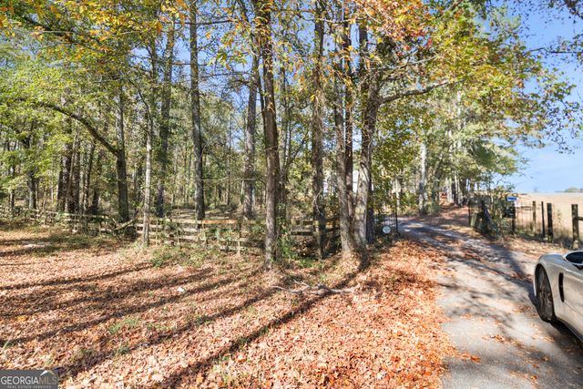 5191 Sr 18 Highway, West Point, GA 31833