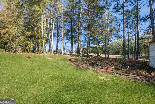5191 Sr 18 Highway, West Point, GA 31833