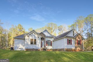 5191 Sr 18 Highway, West Point, GA 31833