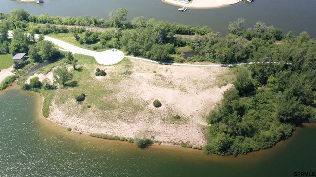 5705 284th Circle, Valley, NE 68064