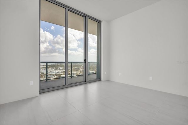 400 CENTRAL AVENUE 4002, St Petersburg, FL 33701