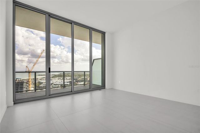 400 CENTRAL AVENUE 4002, St Petersburg, FL 33701
