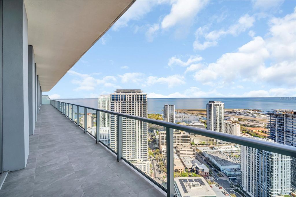 400 CENTRAL AVENUE 4002, St Petersburg, FL 33701