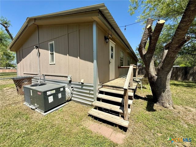 786 Potthast Drive, New Braunfels, TX 78130