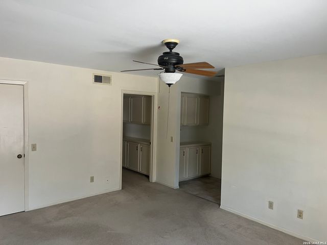 7500 Callaghan Rd Apt 160, San Antonio, TX 78229