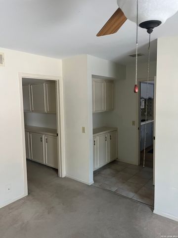 7500 Callaghan Rd Apt 160, San Antonio, TX 78229