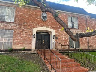 7500 Callaghan Rd Apt 160, San Antonio, TX 78229