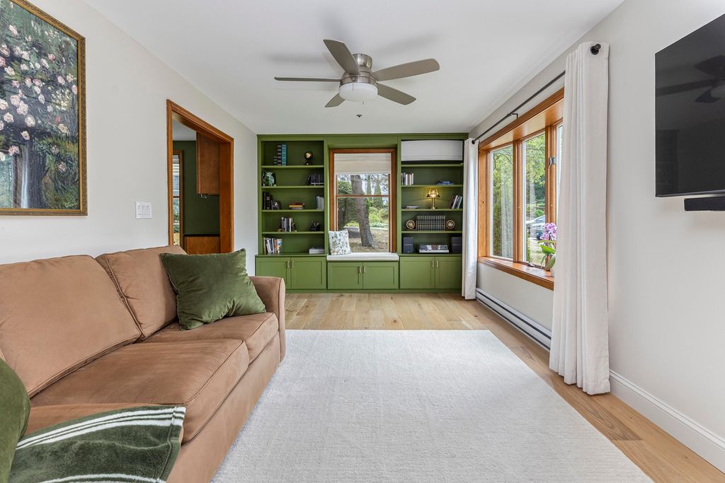 6 Apple Ledge Drive B, Portland, ME 04103 — photo 4