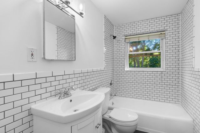 112 Decatur St 8, Arlington, MA 02474