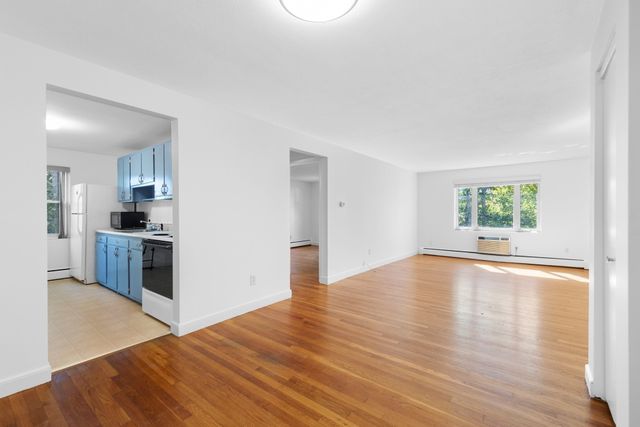 112 Decatur St 8, Arlington, MA 02474