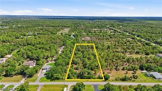 xxx 72nd AVE NE, Naples, FL 34120