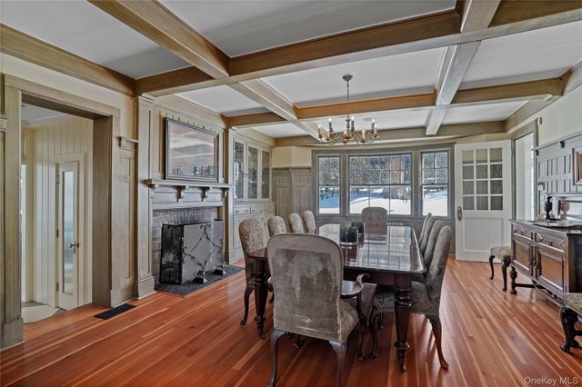 534 Pelham Manor Road, Pelham, NY 10803