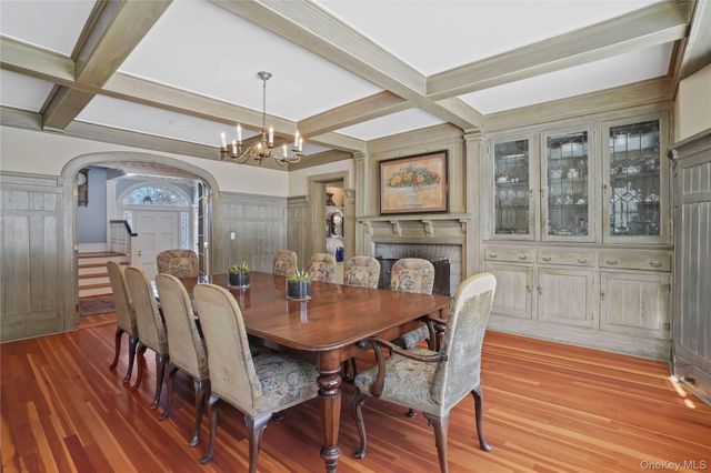 534 Pelham Manor Road, Pelham, NY 10803