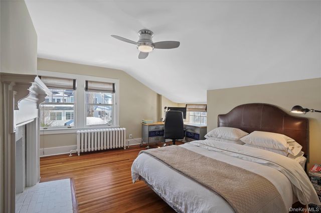 534 Pelham Manor Road, Pelham, NY 10803