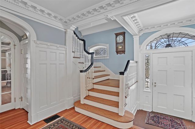 534 Pelham Manor Road, Pelham, NY 10803