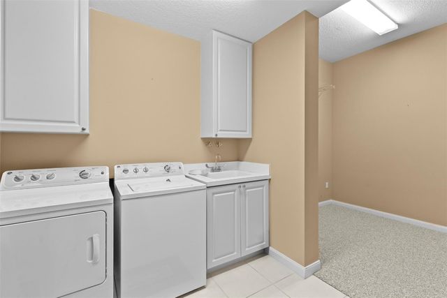 20 Harbour Isle Drive PH02, Hutchinson Island, FL 34949