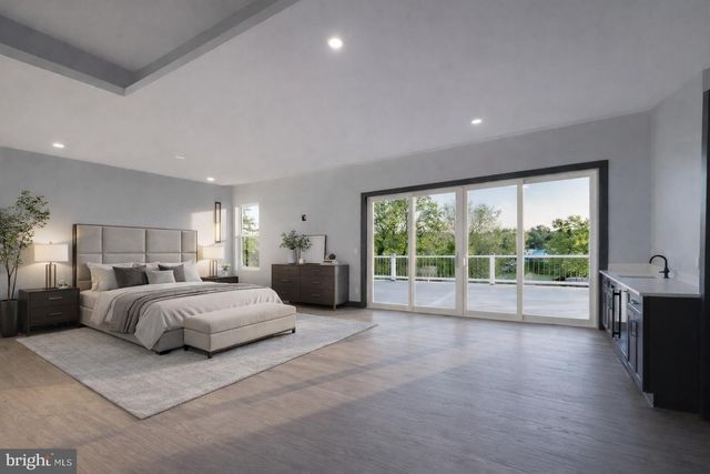 2613 BEACON HILL RD, Alexandria, VA 22306