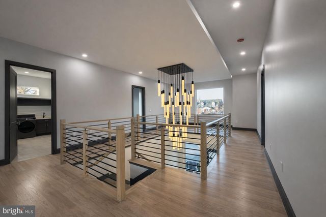 2613 BEACON HILL RD, Alexandria, VA 22306