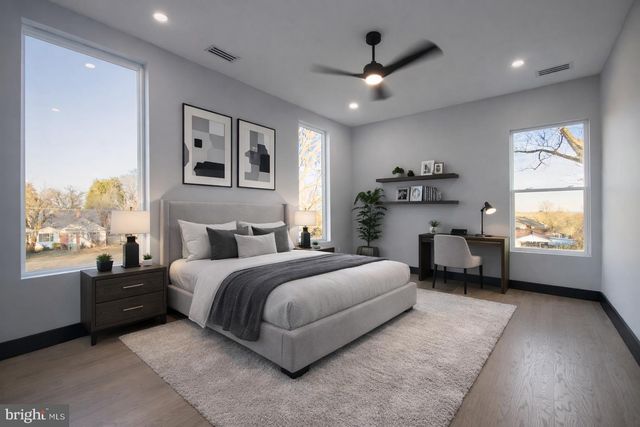 2613 BEACON HILL RD, Alexandria, VA 22306