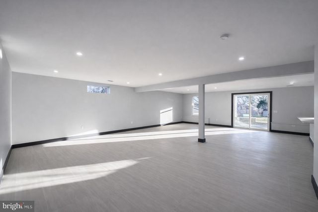 2613 BEACON HILL RD, Alexandria, VA 22306