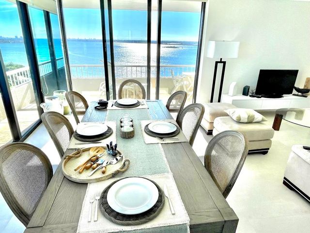 5540 N Ocean Drive 14b, Singer Island, FL 33404